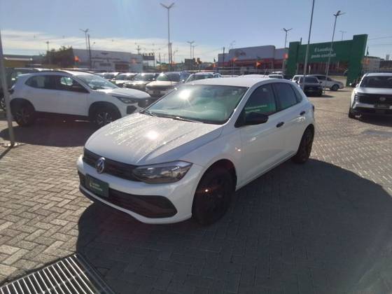 VOLKSWAGEN POLO 1.0 MPI MANUAL VOLKSWAGEN POLO 1.0 MPI MANUAL